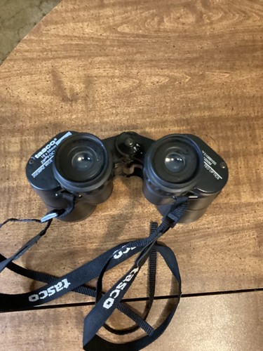 Tasco 10 X 50MM Wide Angle Binoculars. Coated Optics - Picture 5 of 5