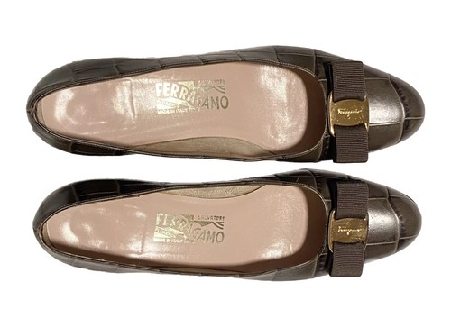 Salvatore Ferragamo Vara Pump Croc Embossed Olive Bow Women Shoes Sz 9 2A Italy - Picture 9 of 23