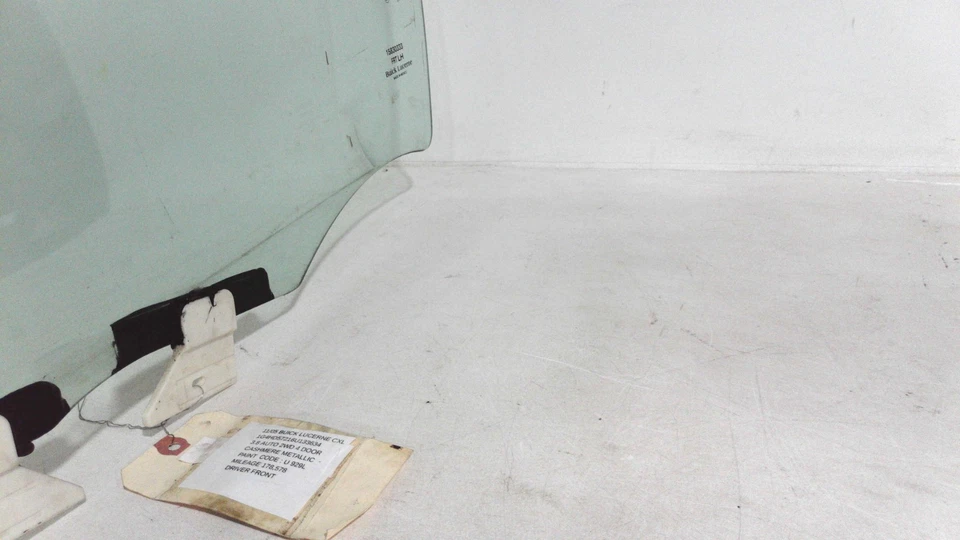 2006-2011 Buick Lucerne Driver Front ,Left Door Glass Window - Image 3 of 4