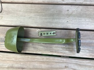 Vintage Fred Bear signature bow quiver with the bolt on bracket