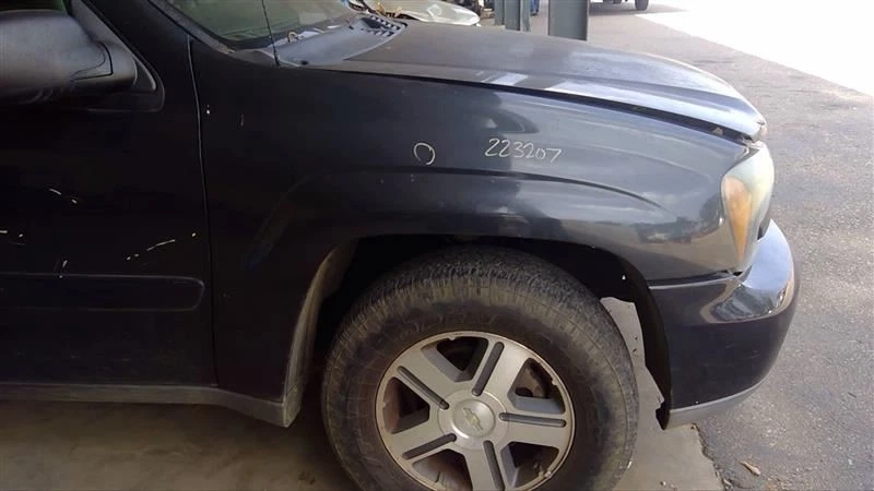 (LOCAL PICKUP ONLY) Trunk/Hatch/Tailgate With Privacy Tint Glass Fits 04-09 ENVO Foto 2 de 4