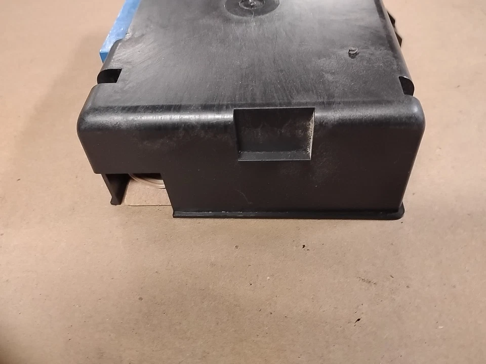 1992 Corvette C4 Climate Control Programmer Module Vacuum Unit 16152431 USED - Image 4 of 4