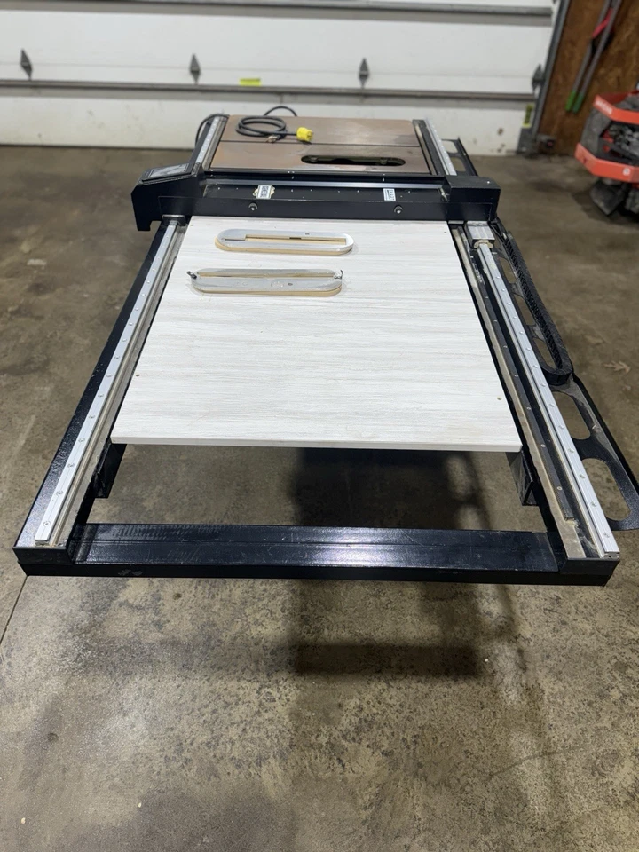 Sierra de mesa de gabinete programable 3 HP automatizada de 10 pulgadas General 850-3-52 Foto 4 de 4