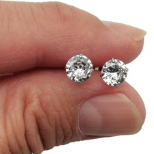 18K White Gold Filled Tarnish/Lead-Free 6x6mm 4-Claws Round Zircon Stud Earrings