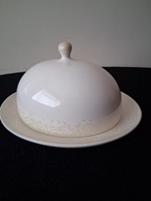 Denby Monsoon Home Lucile Gold Fine China Butter Dish.