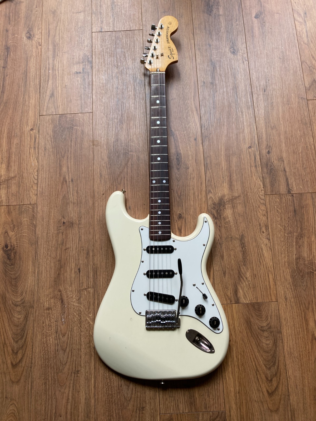 Squier JV Series Stratocaster - Made in japan -1983 - Olympic White
