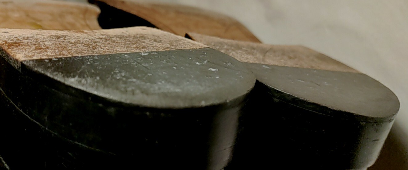 Johnston Murphy Cellini Solid Black Deerskin Penn… - image 7