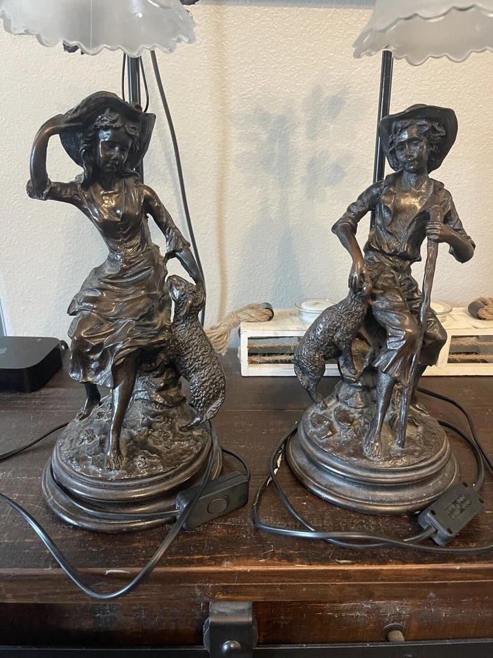 Juego De Lámparas De Bronce Mario Pegoraro - Pastor Niño Y Niña con Estatuilla Oveja Foto 3 de 4