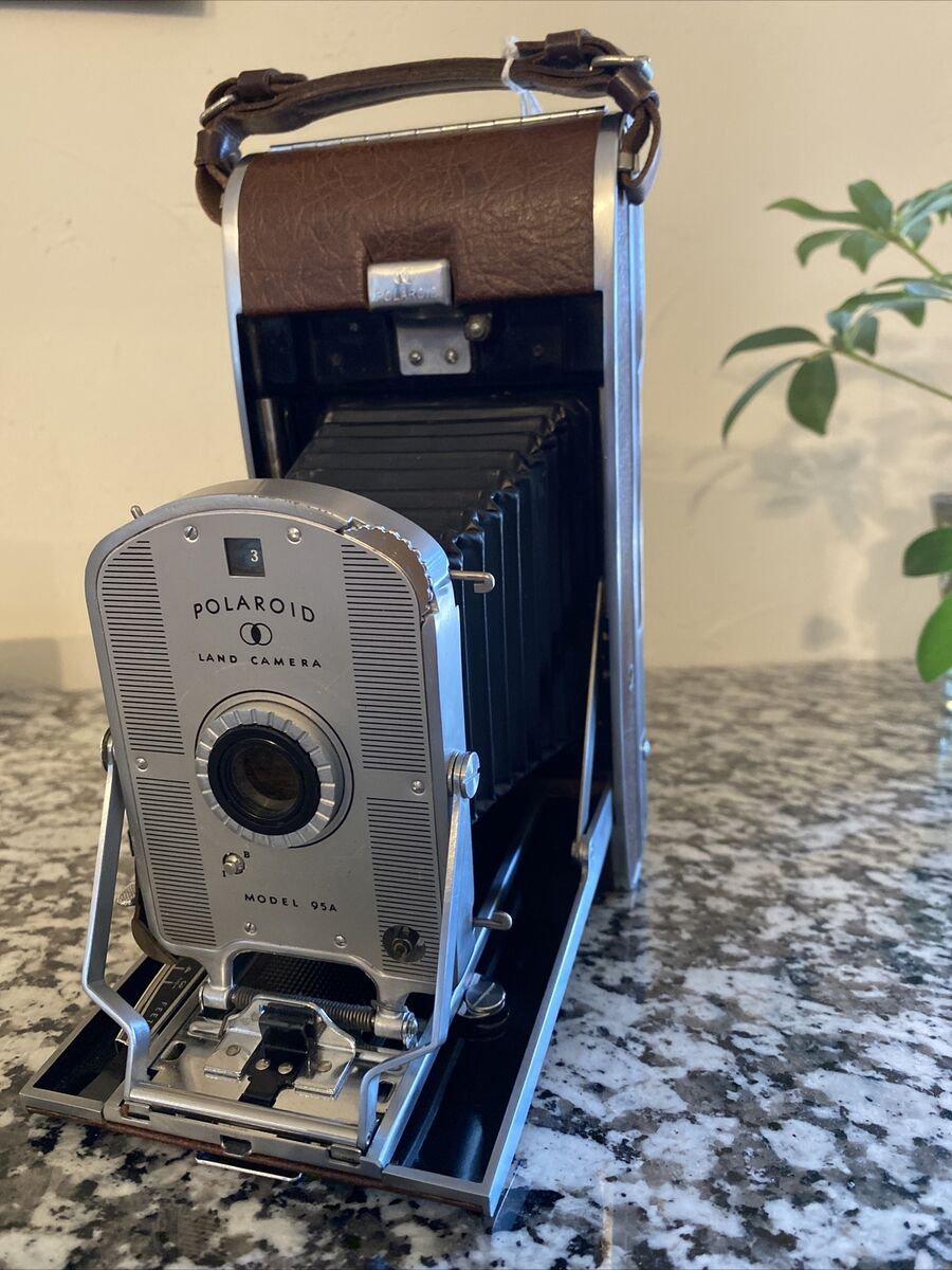 Vintage Polaroid Land Camera Model 95A Speedliner | eBay Vintage Polaroid Land Camera Model 95A Speedliner | eBay
