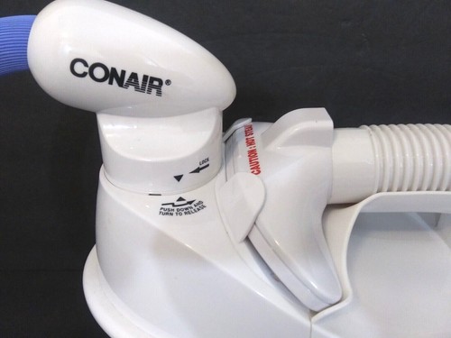 Conair Compact Fabric Steamer GS5 White Blue 1200 Watt Includes Nozzle Tested - Picture 2 of 6