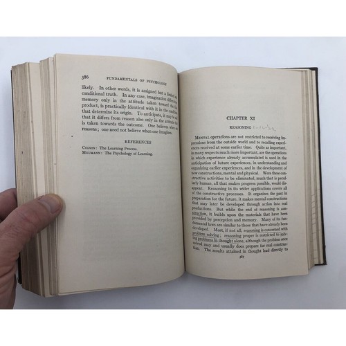 The Fundamentals of Psychology Pillsbury 1917 Hardcover Illustrated - Foto 8 di 12