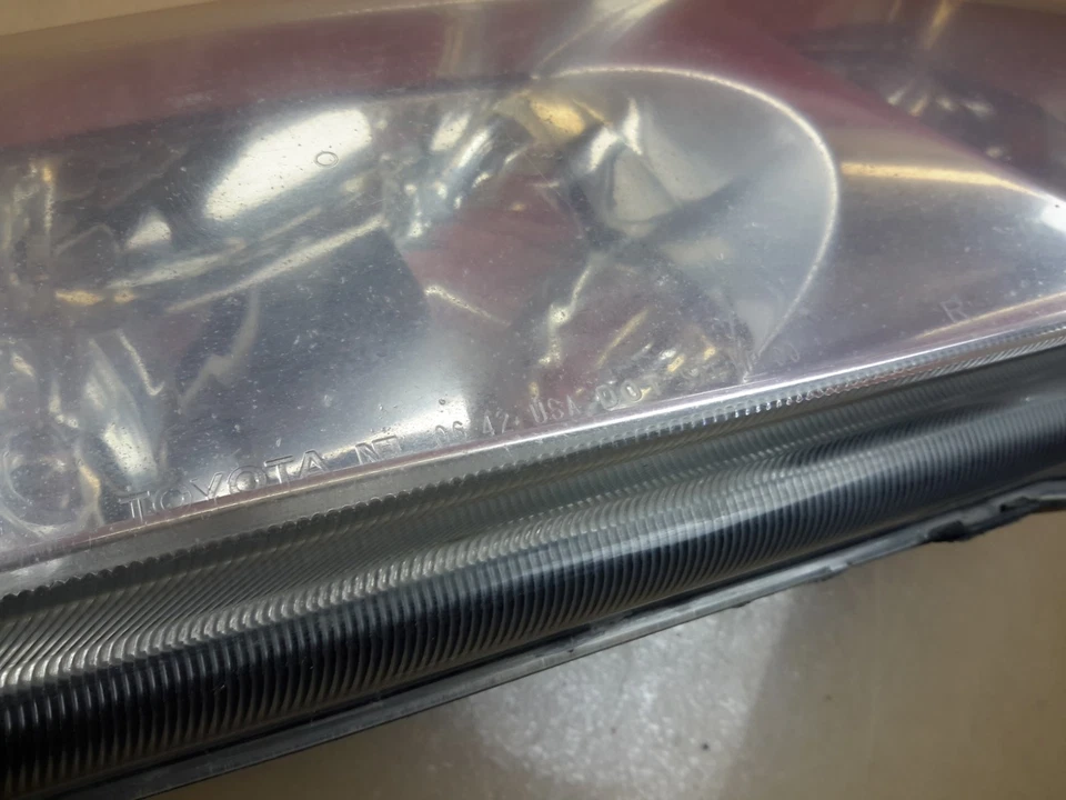 Faro delantero derecho Toyota Solara 2002-2003 lado pasajero OEM 81110-AA050 Foto 4 de 4