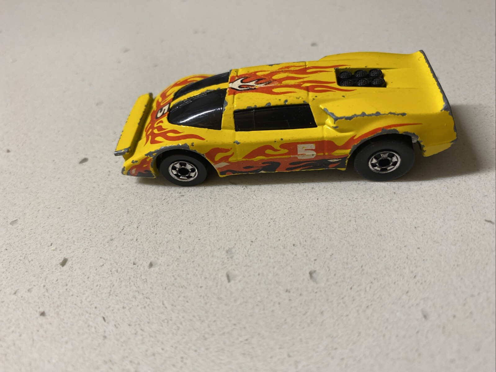 Picture 3 of 5