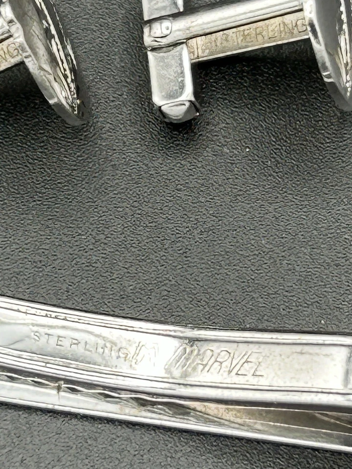 Juego de gemelos y clips de corbata vintage de plata de ley Marvel grabados años 60 Foto 4 de 4
