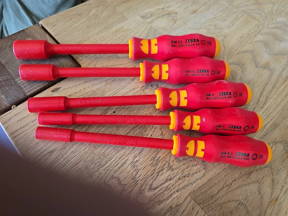 Zebra 6 Piece 1000v VDE Hex Nut Spinner Screwdriver 5.5,6 ,7,8, 10,13mm - Image 2 of 2