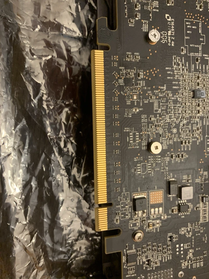 XFX Radeon 7970 3GB DDR5 Ghost Double D GPU PCI-E 3.0 Gaming GPU - Image 3 of 4