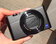 95 New Sony Cyber-Shot DSC-RX100V RX100M5 Compact Digital Camera Flip Screen