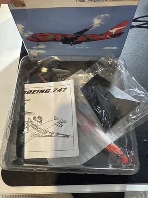 Qantas b747-438 Long reach 1/400 Model Airplane Broken Tail Wing