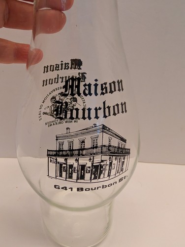 Maison  Bourbon St New Orleans Hurricane Cocktail Glass Lamplight Carafe - Picture 5 of 6