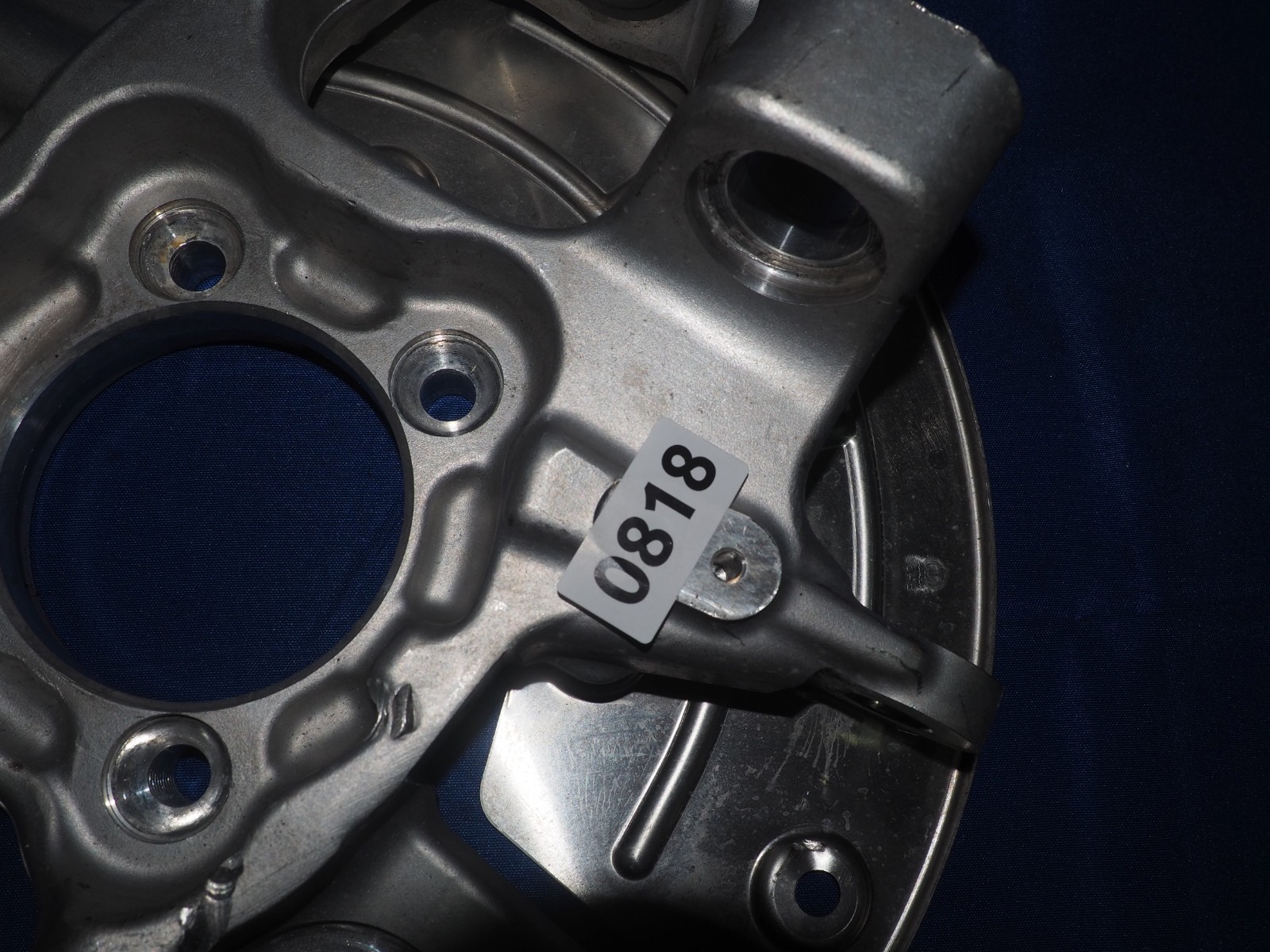 2022-2026 Maserati MC20 MCPura left Rear Spindle Knuckle W/O Hub 1500 Miles OEM
