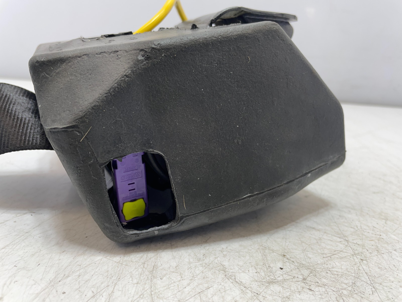 ✅ 12-18 OEM Bentley Continental GT Rear Right Passenger Side Seat Belt Retractor