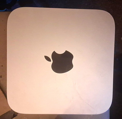 Apple Mac mini Series Mini Desktop Computer - Silver (Mac mini)