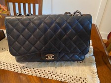 chanel classic flap bag caviar