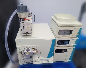 Thermo LCQ Advantage LC/MS/MS  with Thermo Surveyor HPLC