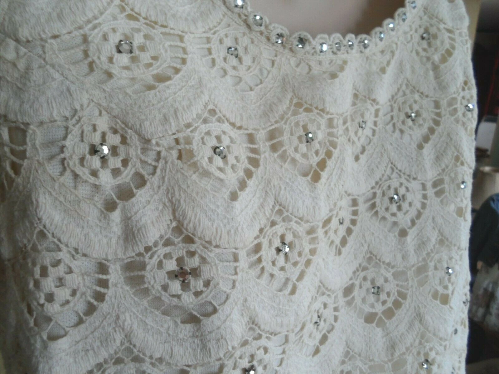 OFF WHITE Mini abito smanicato anni 60 strass uncinetto bianco sporco foderato MOD gogo S M shift