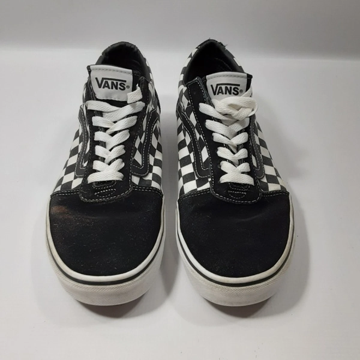 Check lace hotsell up vans