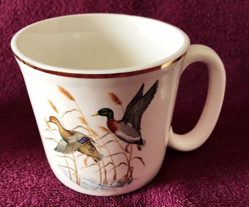 Vintage Coffee Mug with Ducks In Flight - Lot of 3 - Picture 3 of 9