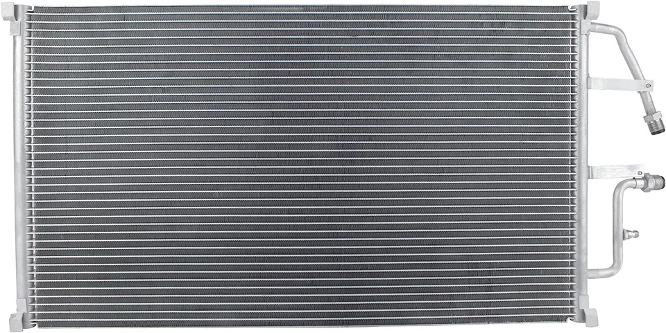 Condensador de CA para Chevy GMC serie C/K Sierra Silverado 2500 HD 3500 52402209 Foto 3 de 4