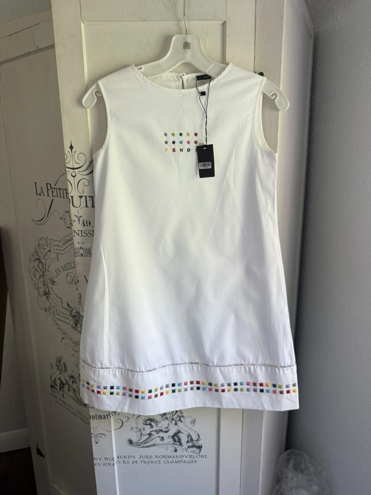 Abito Fendi bambina ricamato con logo nuovo con etichetta garantito autentico