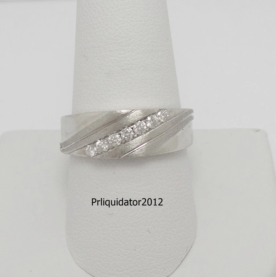 ANILLO NUPCIAL ANILLO NUPCIAL DIAMANTE REDONDO NATURAL 1/4CT PARA HOMBRE ORO BLANCO 10K Foto 3 de 4