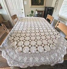 Vintage 1940s Crochet Tablecloth Ecru Lace Sunburst Pinwheel Medallion Antique