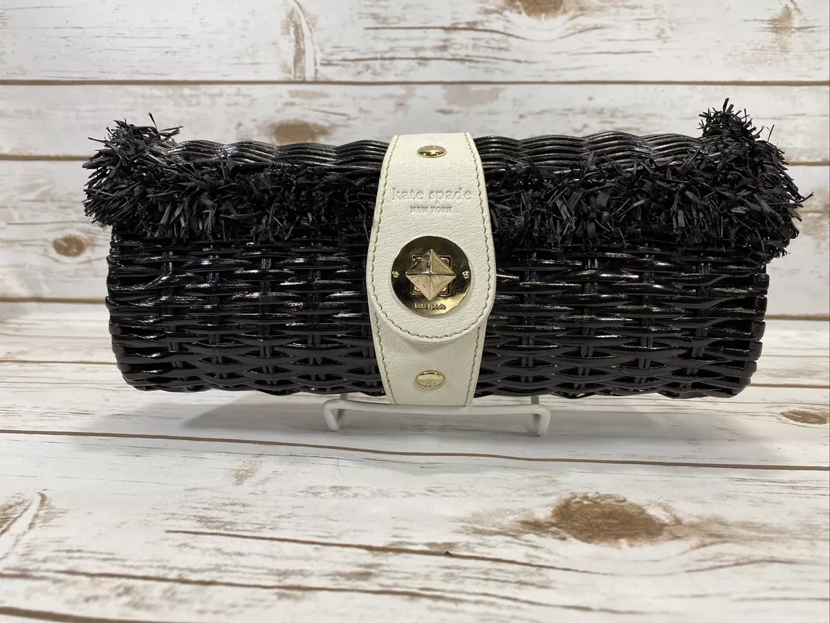 Black top wicker clutch