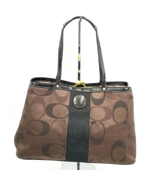 バッグ Coach Optic Signature Kisslock Pouch BLK Coach Optic Signature Kisslock Pouch BLK Coach BLK - 日本の