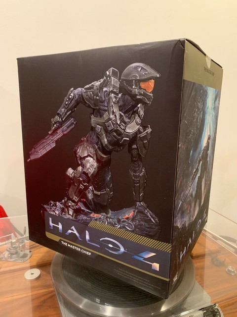 halo 4 statue