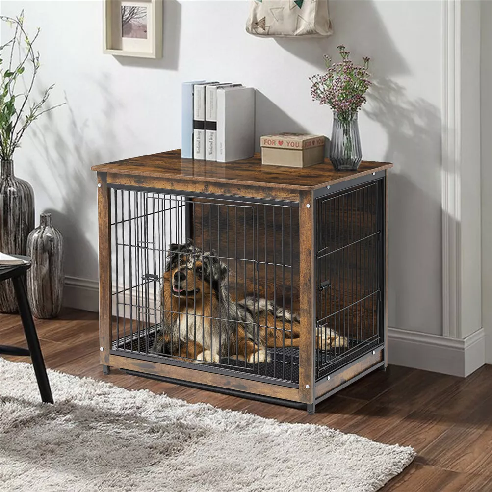Kennel bottom clearance tray