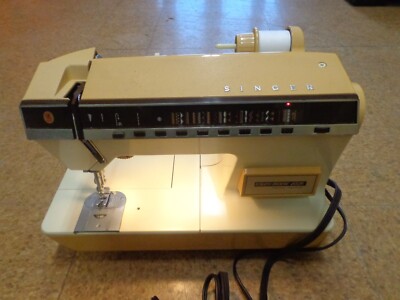 SINGER Touch-Tronic 2005 Memory  Sewing Machine