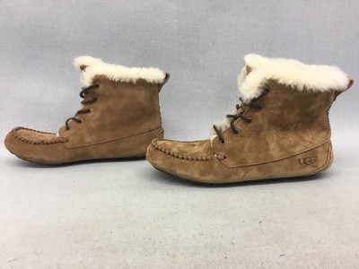 ugg chickaree moccasins