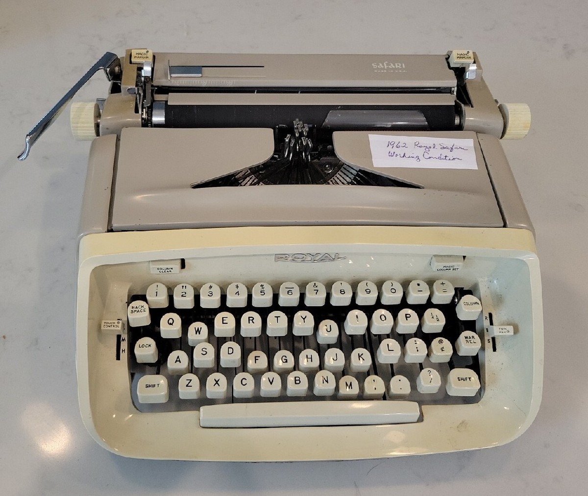  PORTABLE ロイヤルタイプライター ポータブル アンティーク 1931年製 ROYAL社 ポータブルタイプライター 清掃