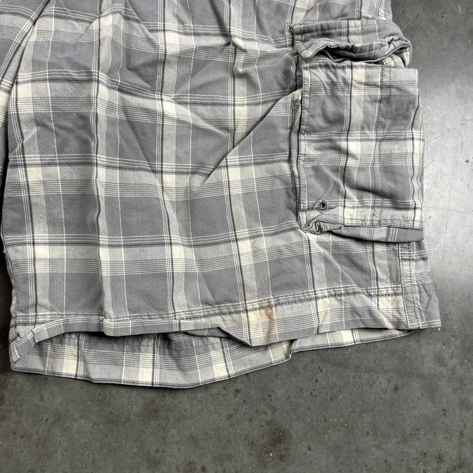 Pantalones Cortos Urban Up Cargo Para Hombre 36 Gris A Cuadros Sueltos Y2K Defectos Menores Usados Foto 3 de 4