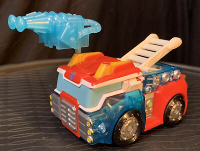 Playskool Heroes Transformers Rescue Bots Energize Heatwave the Fire-Bot Figure