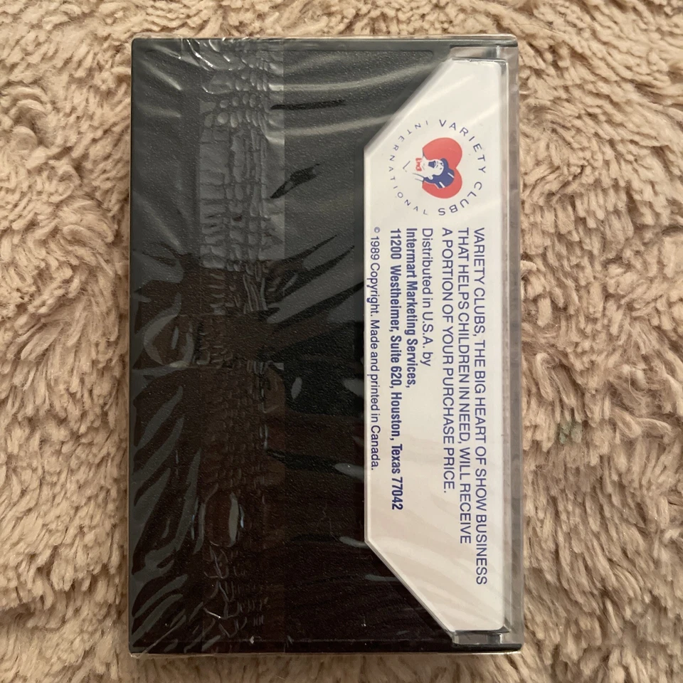 Traditional Christmas Music Cassette Tape New Sealed Merry Christmas 1989 Vtg - Image 2 of 4