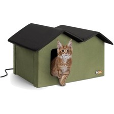 Extra-Wide Heated Outdoor Cat House for Two - Weatherproof  Insulated Shelter