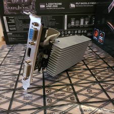 Scheda grafica Nvidia Geforce GT 520 1Gb LP pcie PC Gaming gfx basso profilo