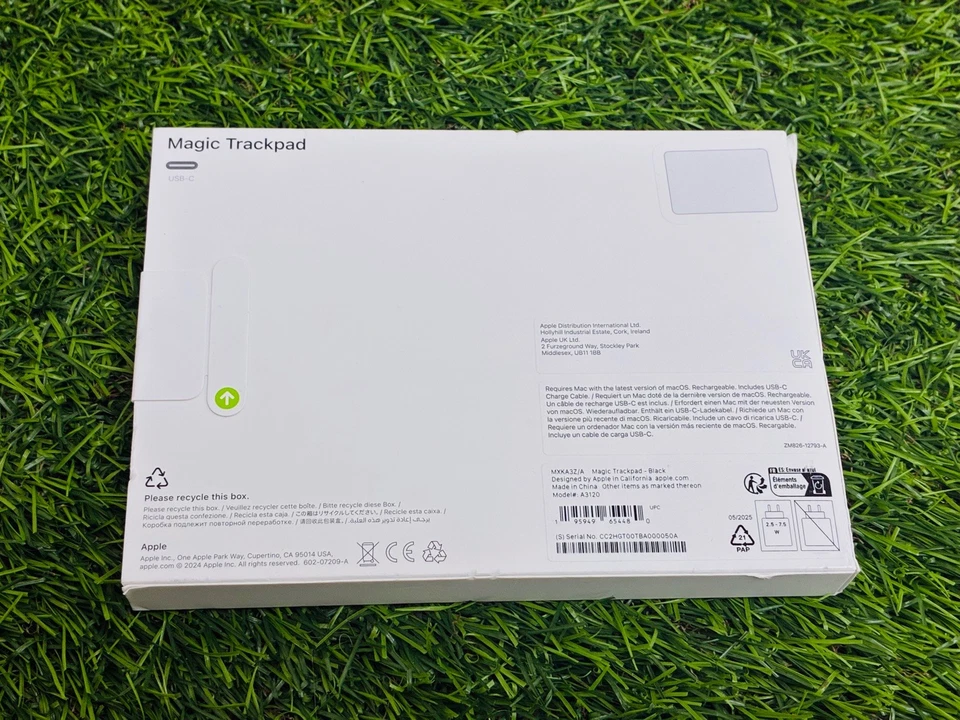 Apple Magic Trackpad 4 Black USB-C Bluetooth Mouse A3120 100% Original - Image 2 of 4