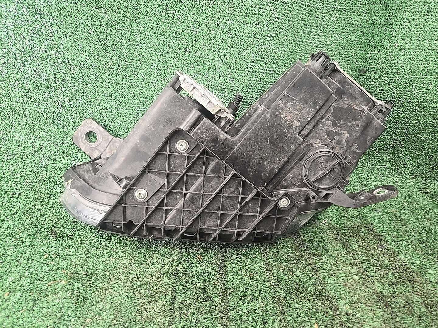 2014-2020 Maserati Ghibli Right Passenger Side Xenon Adaptive Headlight OEM