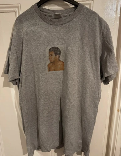Authentique T shirt Suprême Muhammad Ali taille L